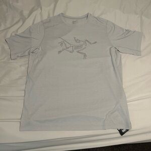 Arc’teryx shirt